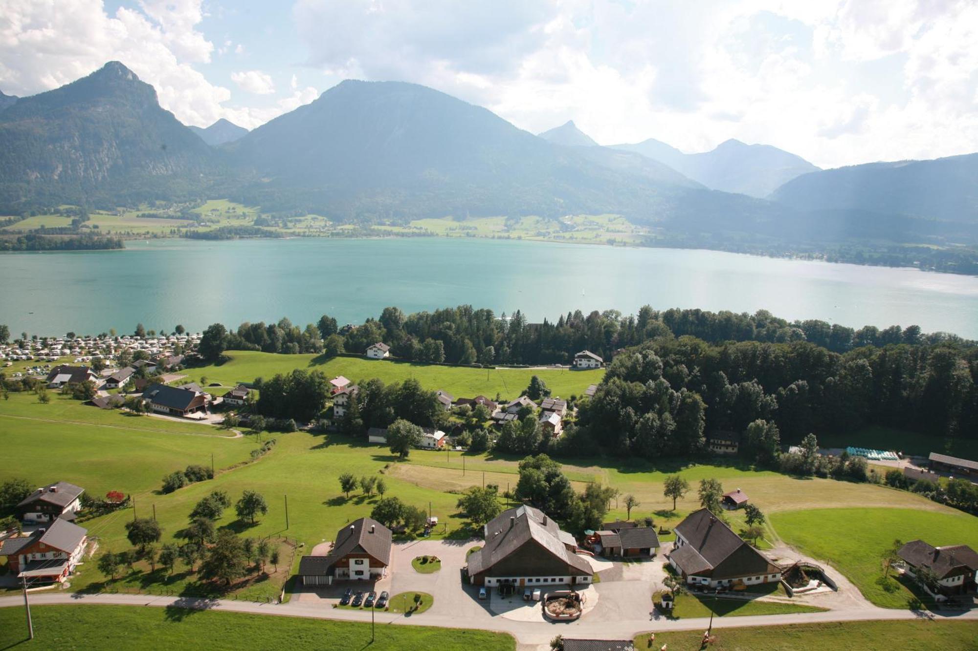 Hauslhof Bed & Breakfast *